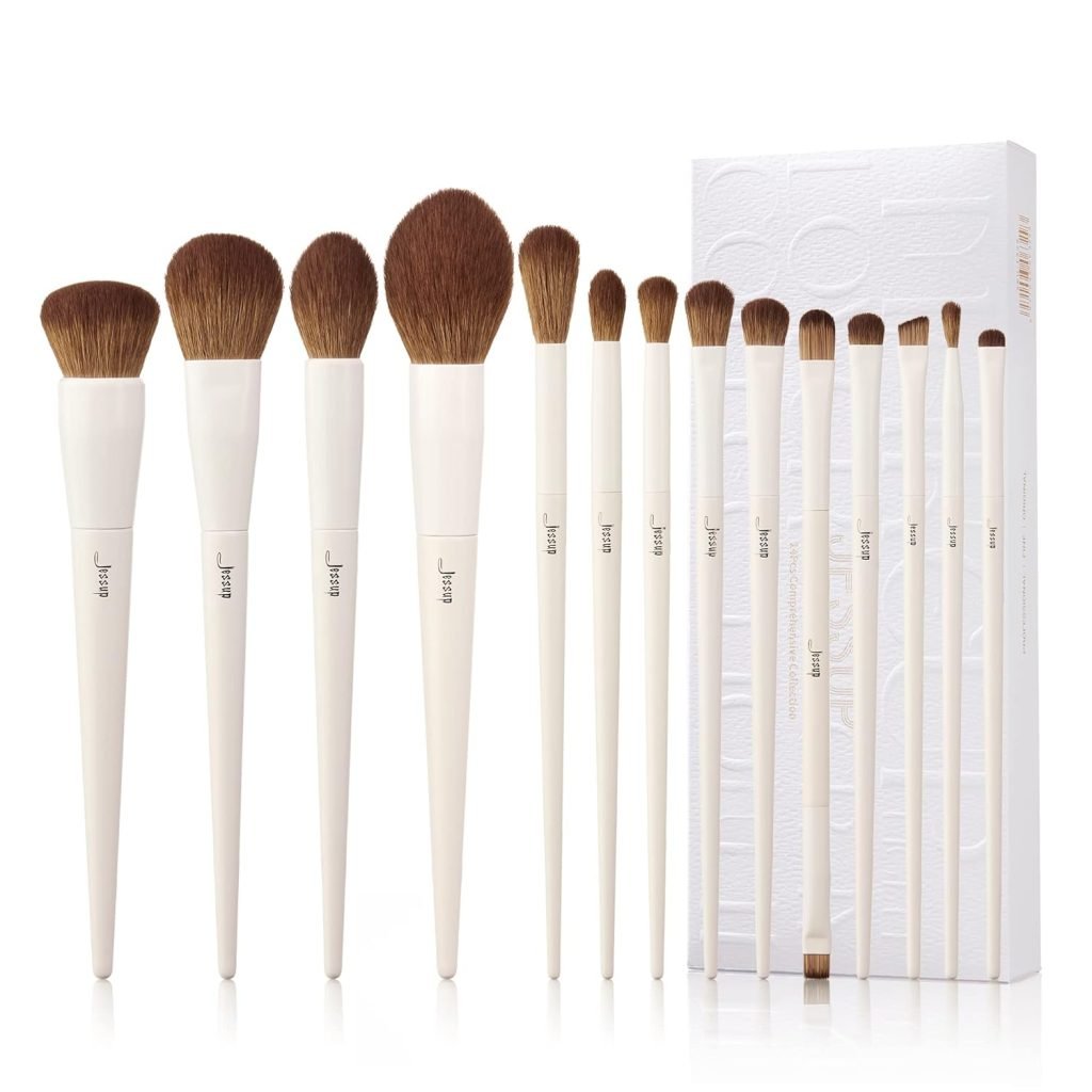 Discover the Top 10 Best Amazon Makeup Brushes! - Her Lifestyle Magazine